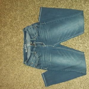 Juniors jeans